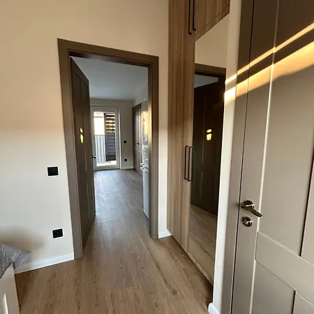 New Apartment, Great Location Apartment *